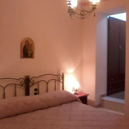 Michael Otel Monte SantʼAngelo